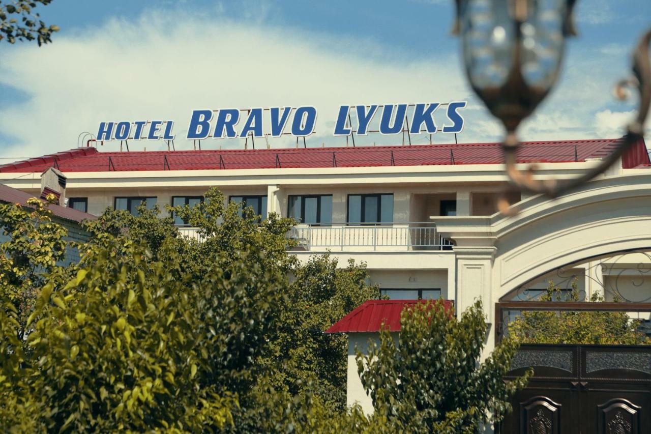 Bravolyuks Hotel Urgench 外观 照片